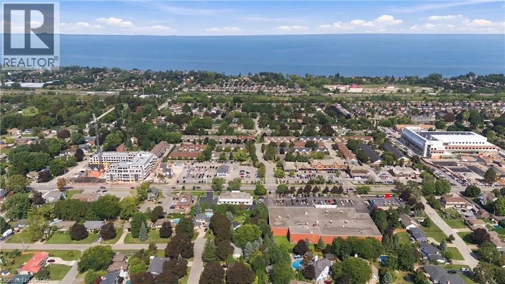9 WENTWORTH Drive Unit# 5 #5