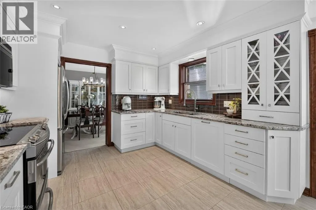 4272 VILLAGE PARK Drive