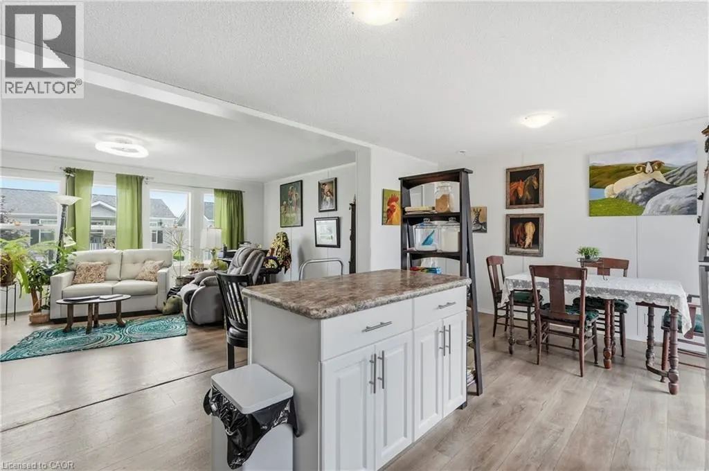 17 BENT WILLOW Court