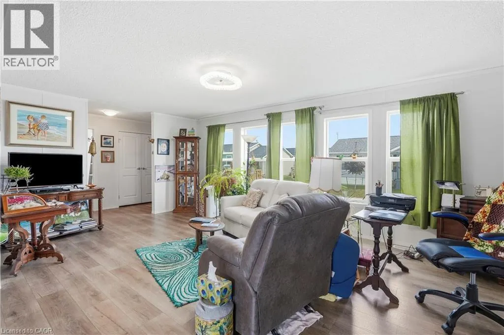 17 BENT WILLOW Court