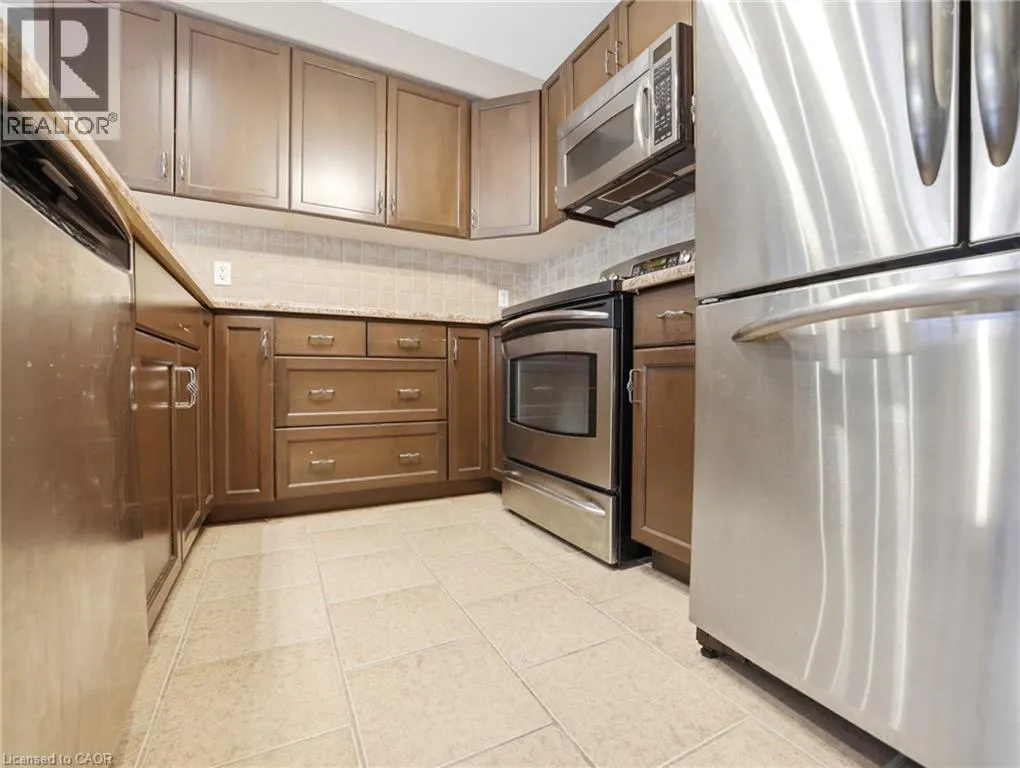 98 WILLOW Lane