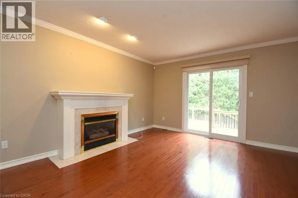 715 BATEMAN Court