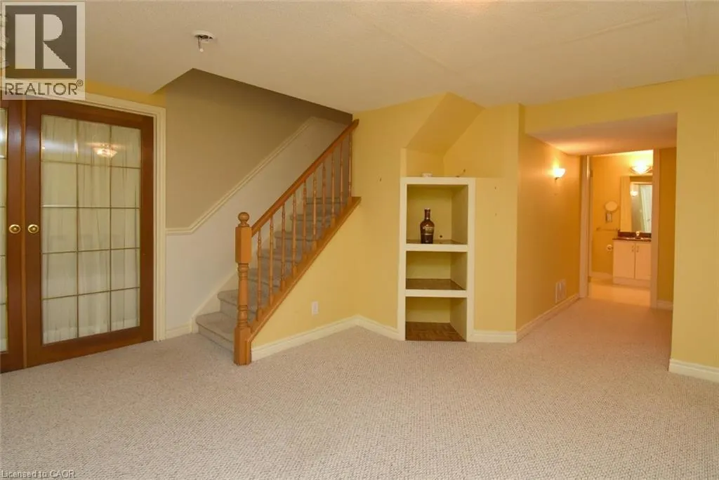 715 BATEMAN Court
