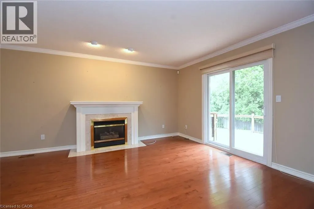 715 BATEMAN Court