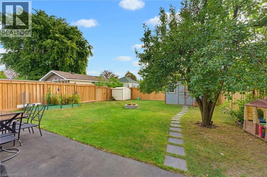 551 UPPER SHERMAN Avenue