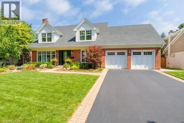 385 ROSSLYN Drive
