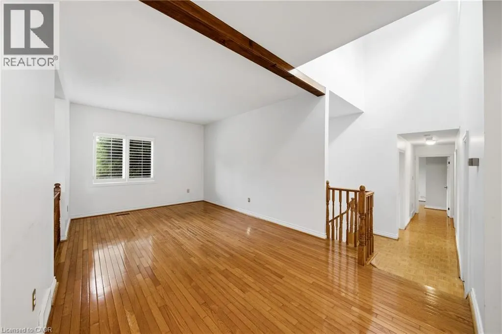335 YORK Road