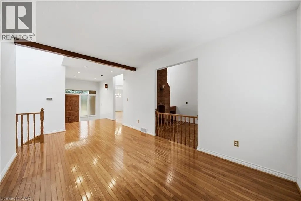 335 YORK Road