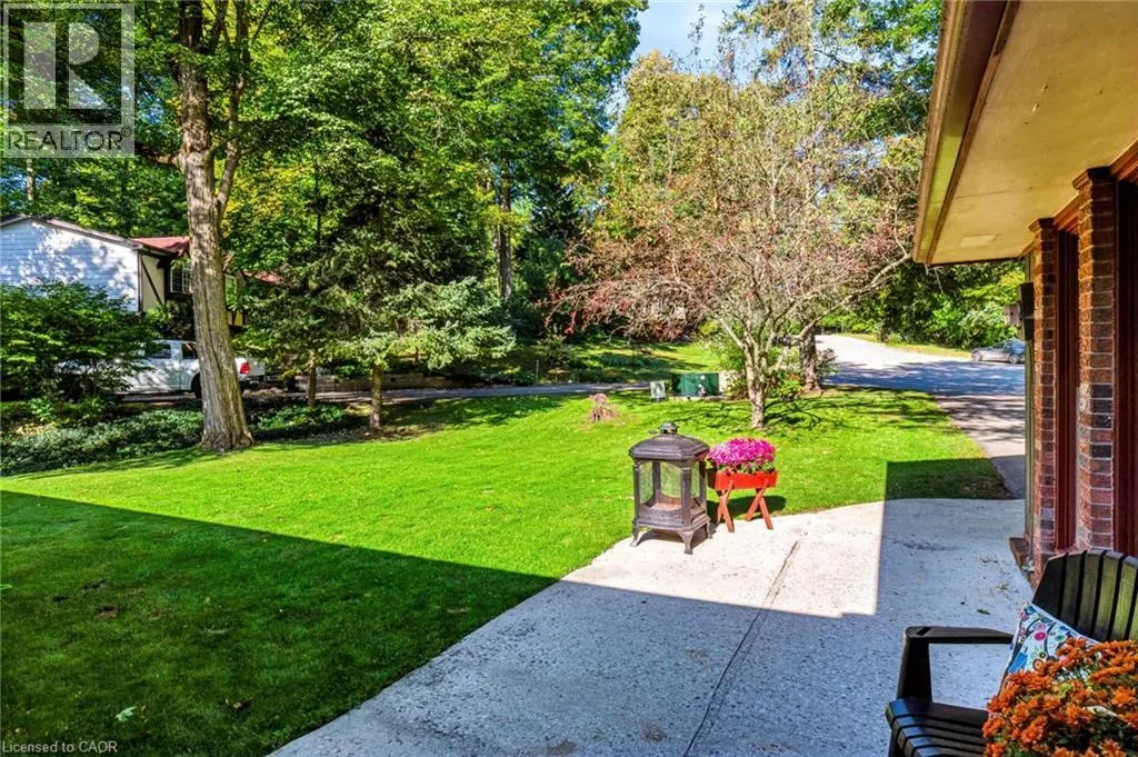 80 GLENDA JANE Drive