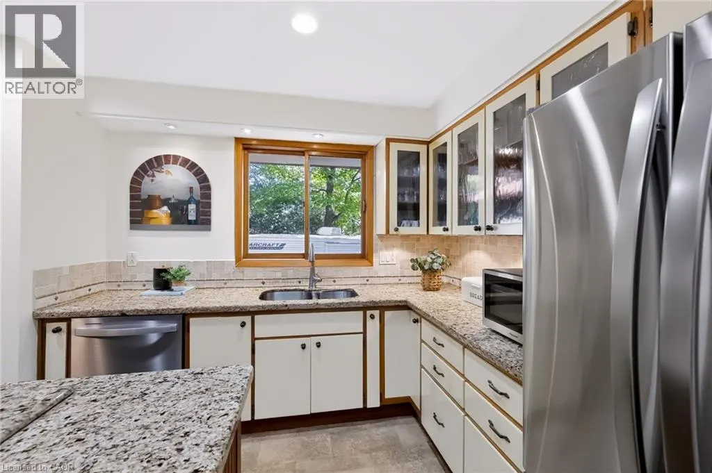 80 GLENDA JANE Drive