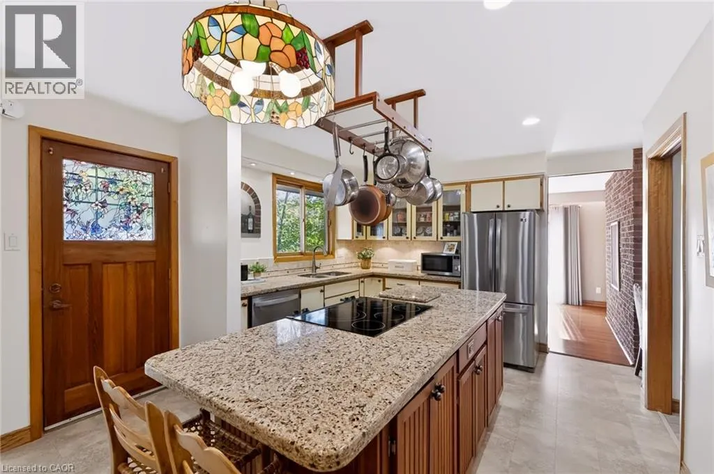 80 GLENDA JANE Drive