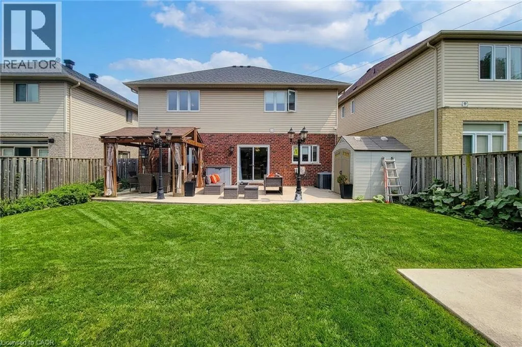214 CLOVERLEAF Drive
