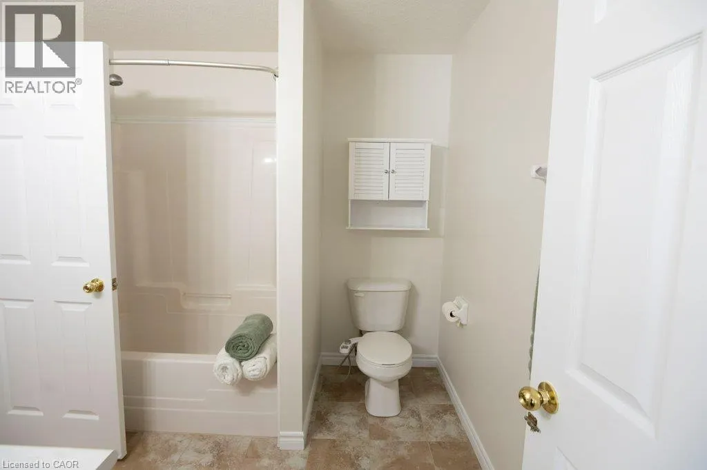 975 STRASBURG Road Unit# 3 #3