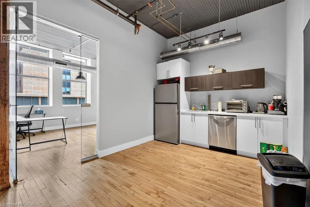 69 JOHN Street S Unit# 350 #350
