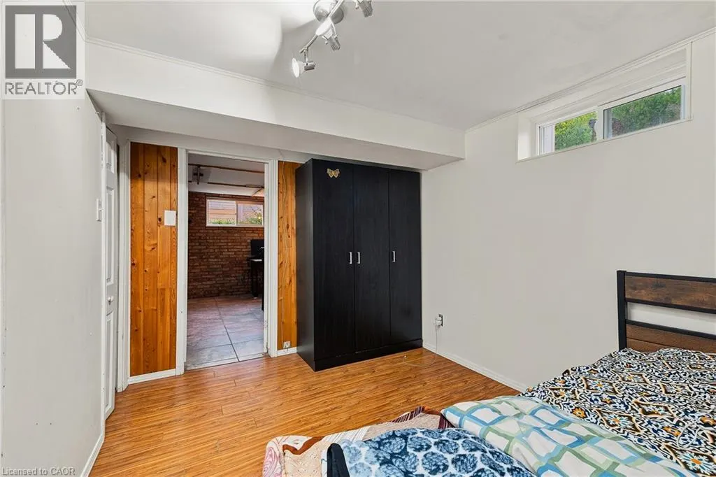 56 ASHBURY Avenue