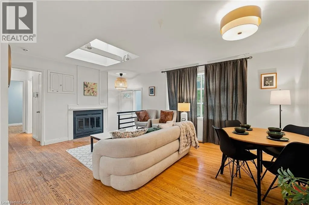 56 ASHBURY Avenue