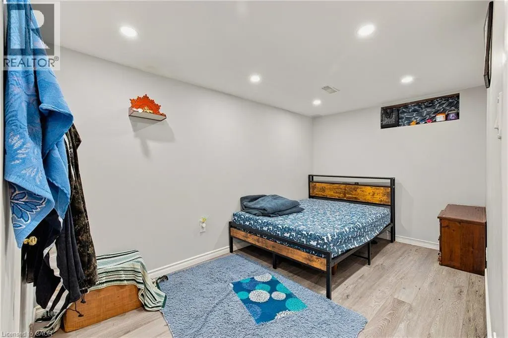 56 ASHBURY Avenue