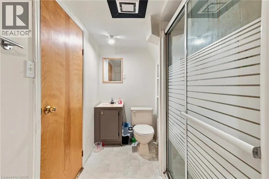 56 ASHBURY Avenue
