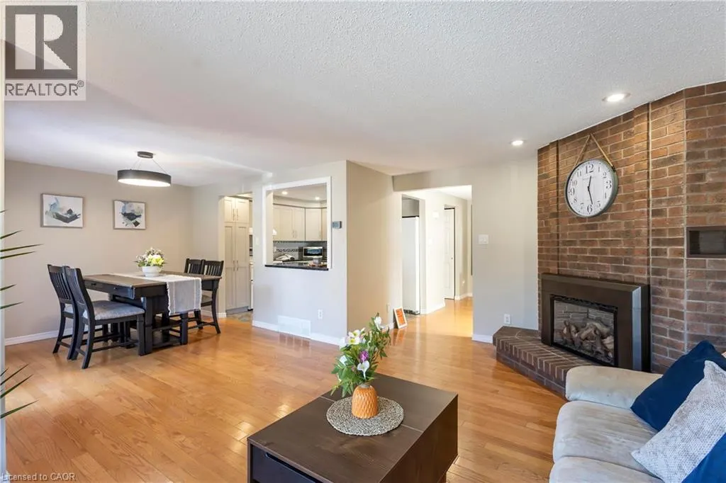 475 BEECHWOOD Drive Unit# 4 #4