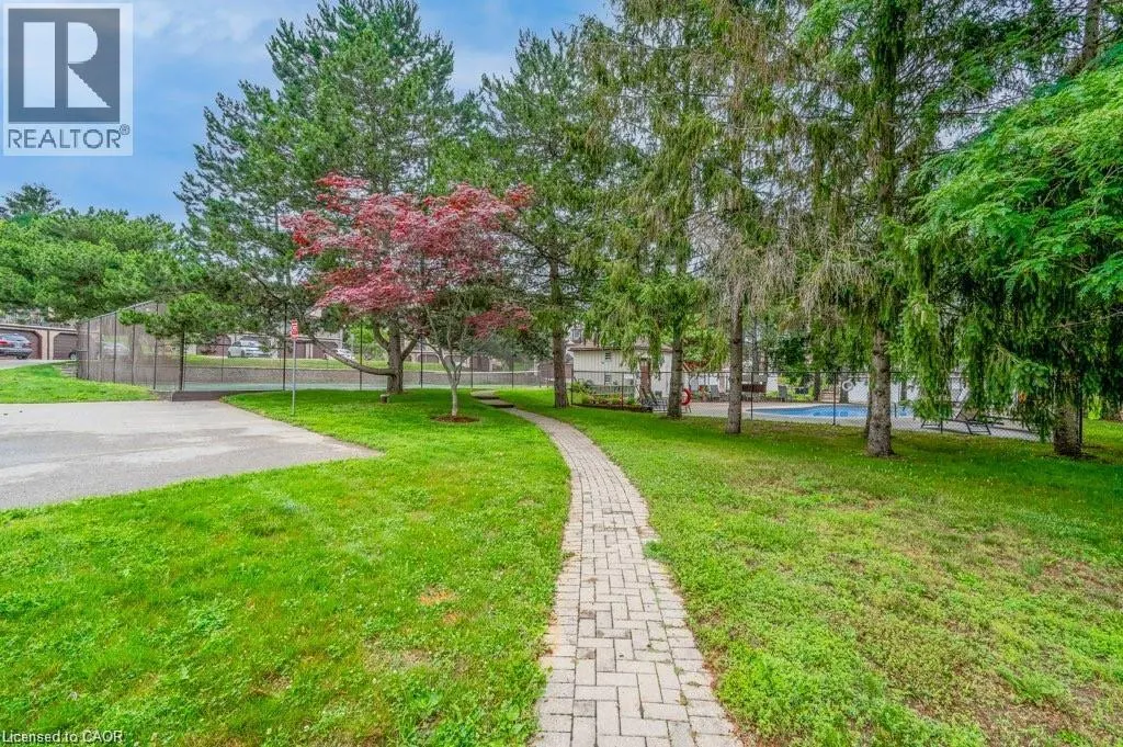 475 BEECHWOOD Drive Unit# 4 #4