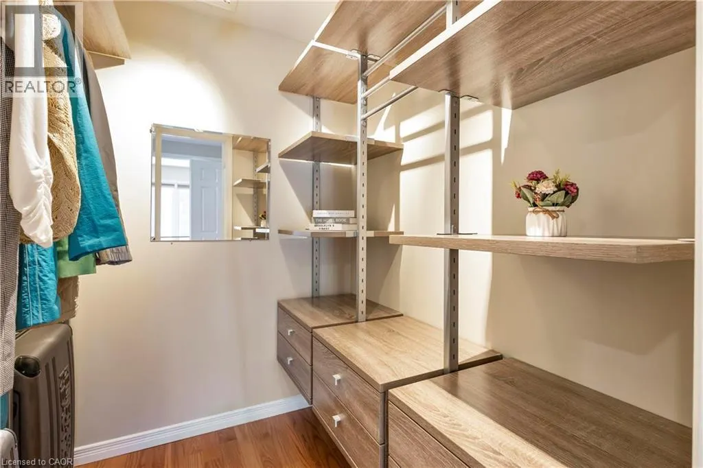 475 BEECHWOOD Drive Unit# 4 #4