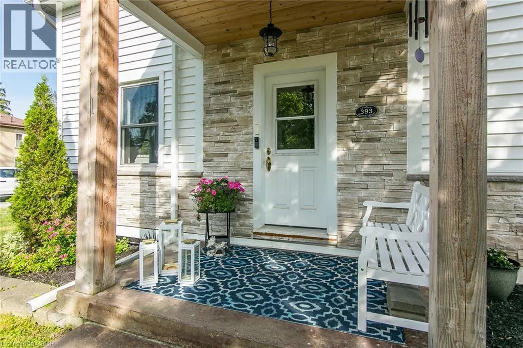 393 HURON Street