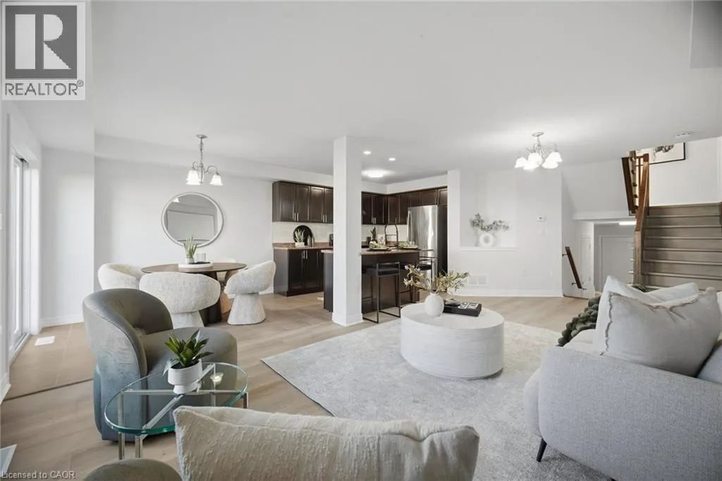 98 BLOOM Crescent