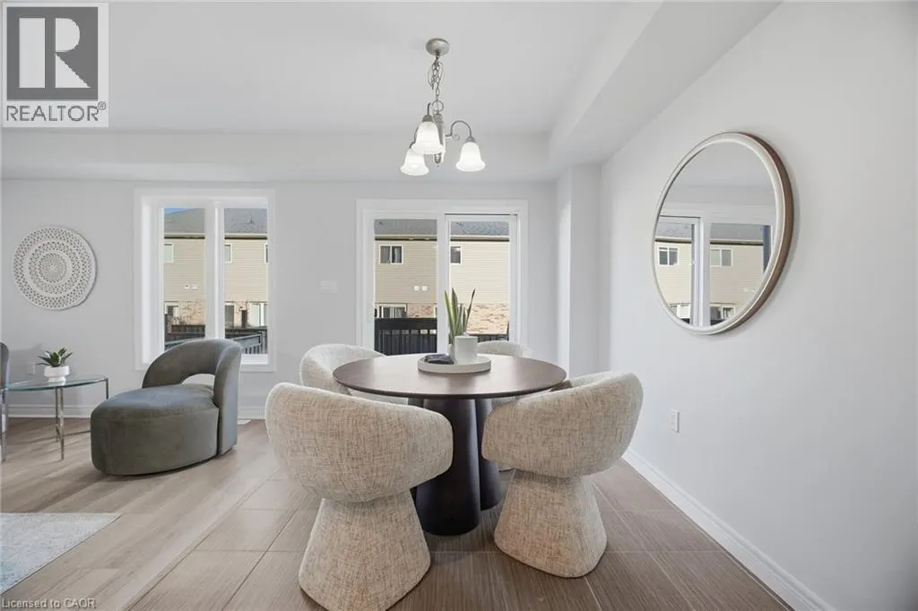98 BLOOM Crescent