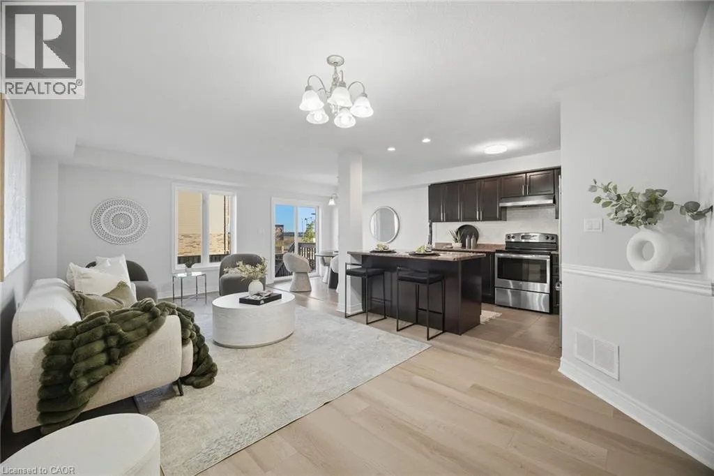 98 BLOOM Crescent