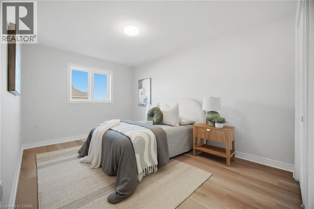 98 BLOOM Crescent