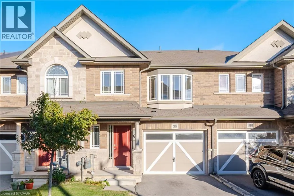 98 BLOOM Crescent