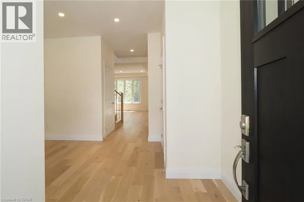 220 JEFFREY Place