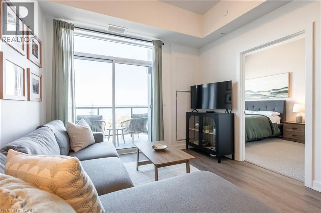 600 NORTH SERVICE Road Unit# 613 #613