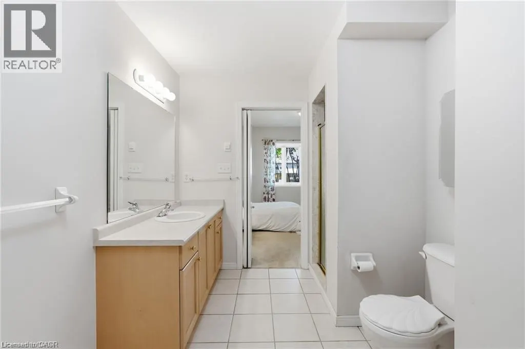 212 STONEHENGE Drive Unit# 41 #41