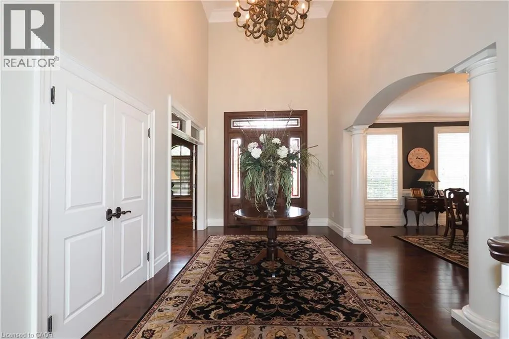585 KIWANIS PARK Drive