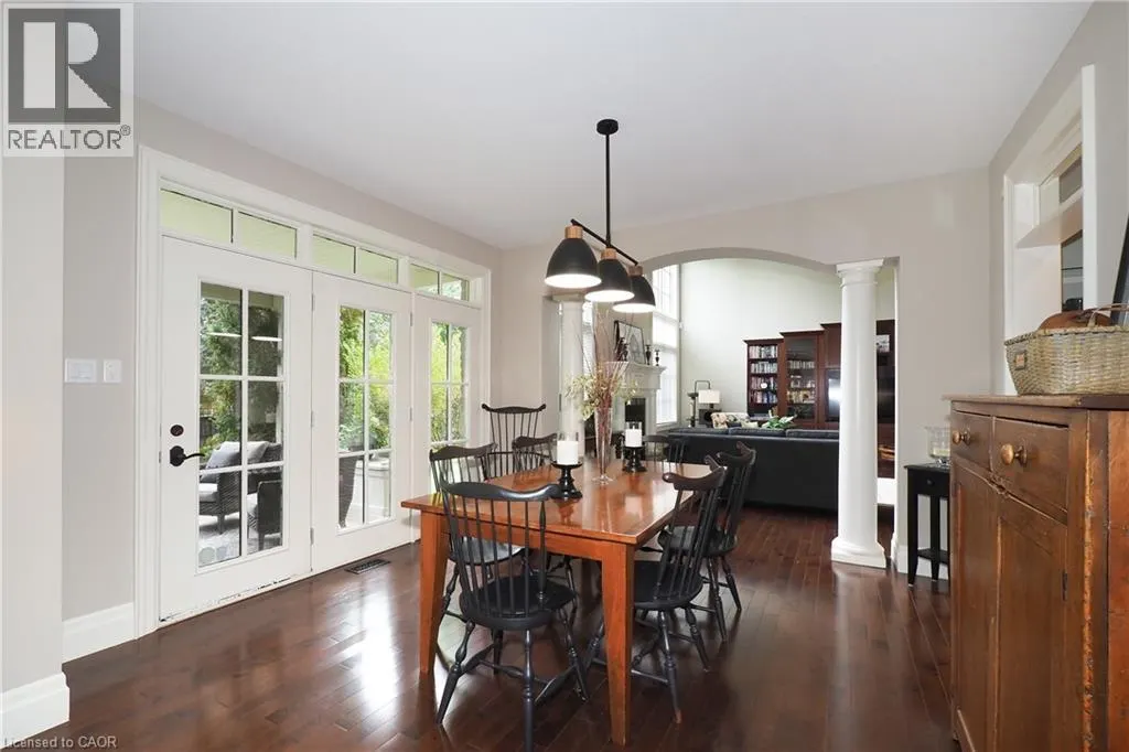 585 KIWANIS PARK Drive