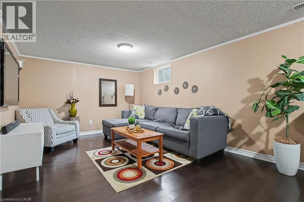 661 FRANCIS Road Unit# 4 #4
