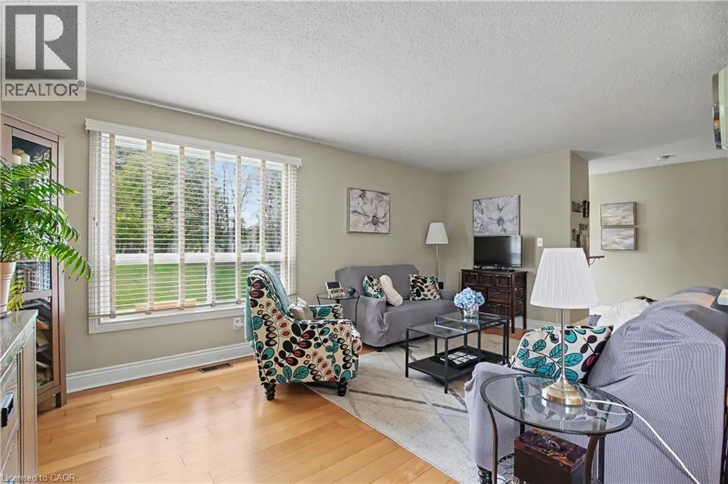661 FRANCIS Road Unit# 4 #4