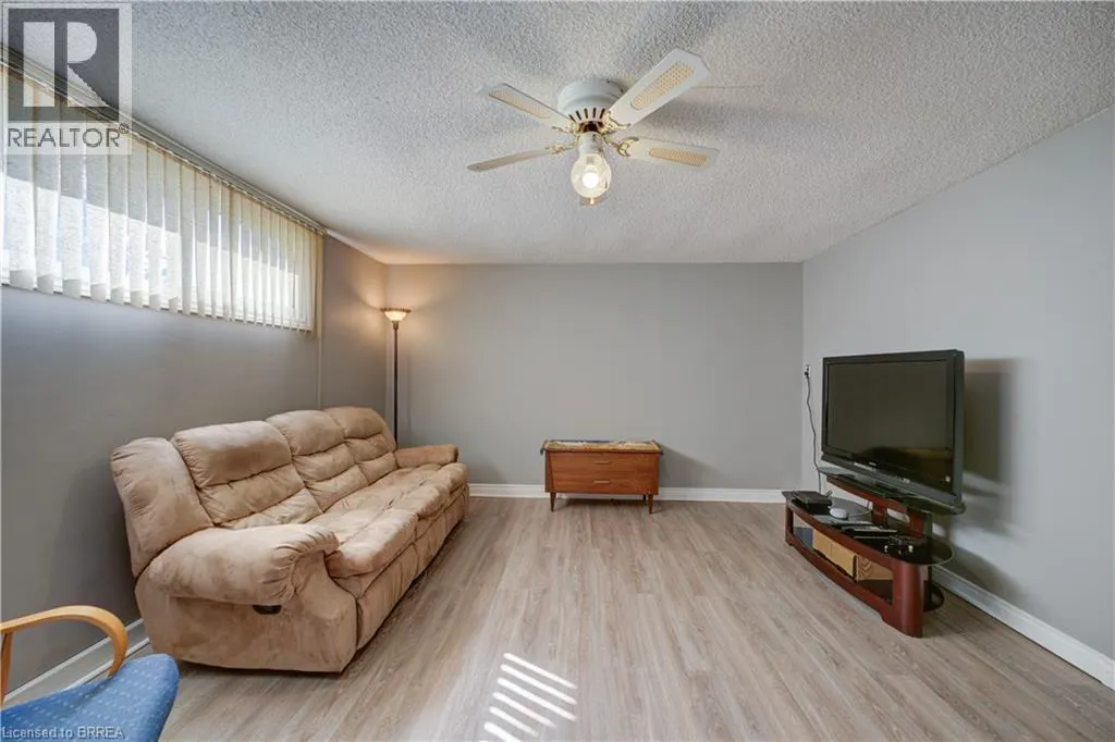 367 FAIRVIEW Drive