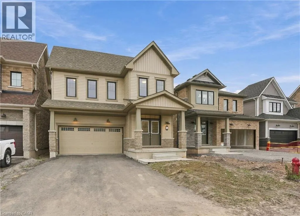 166 AVIRON Crescent