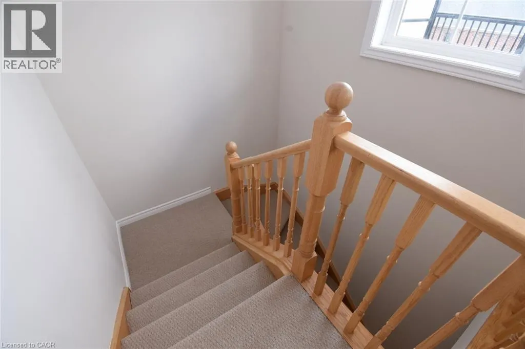 677 PARK Road N Unit# 2 #2