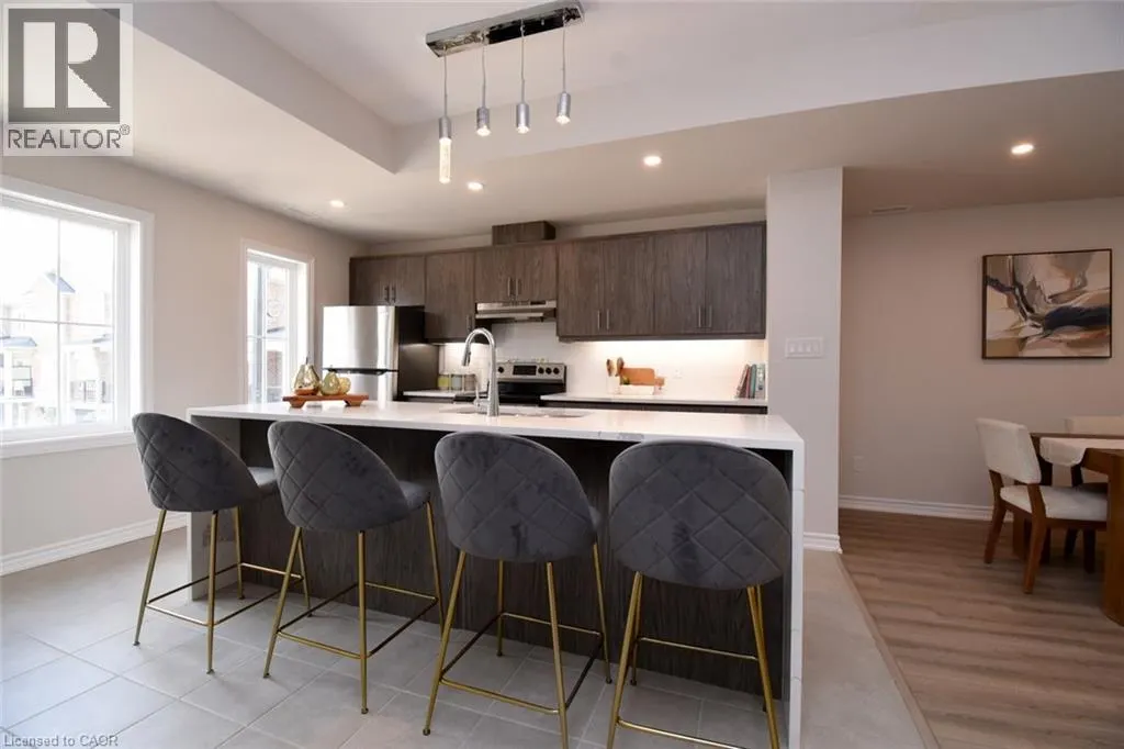 677 PARK Road N Unit# 2 #2