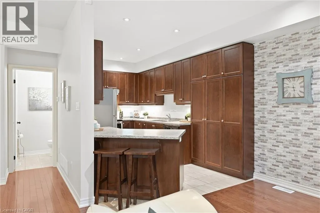 181 PLAINS Road W Unit# 49 #49