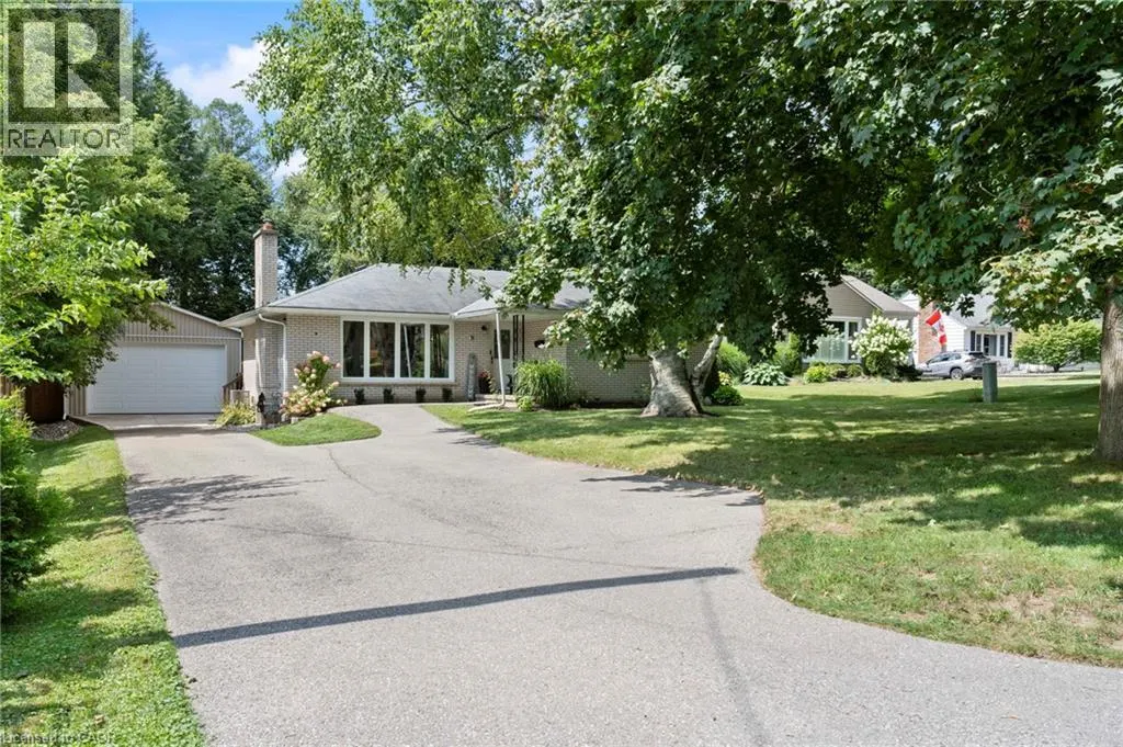 16 GIBSON Drive