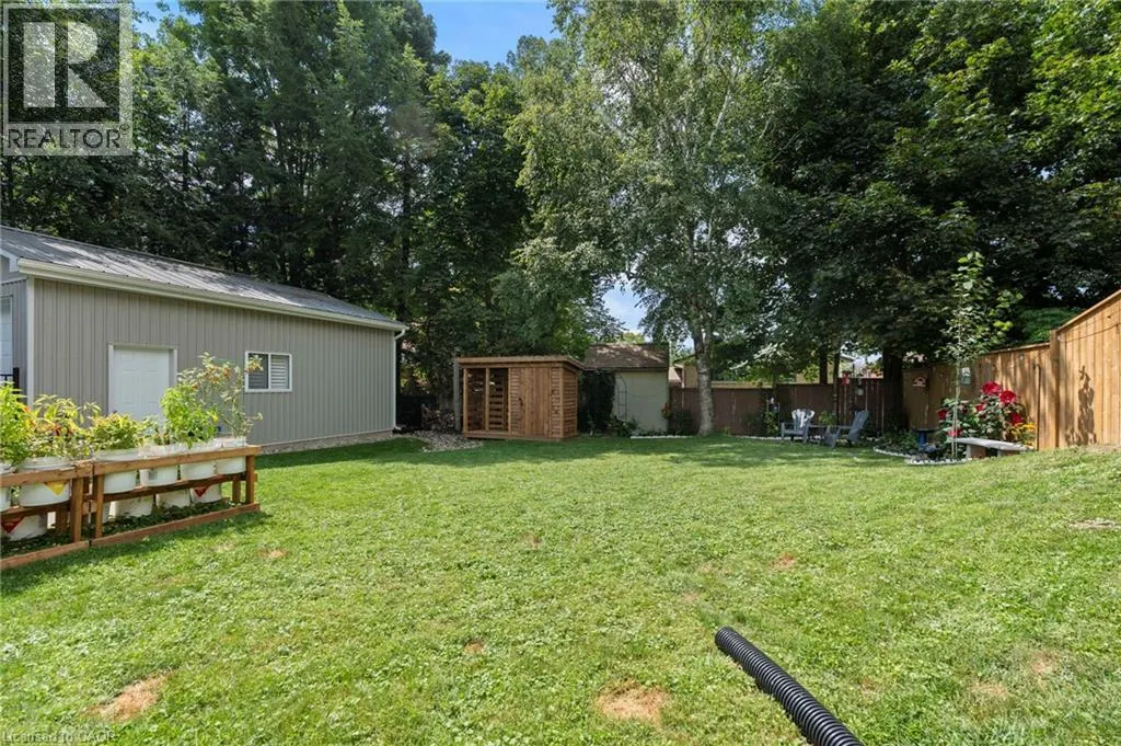 16 GIBSON Drive