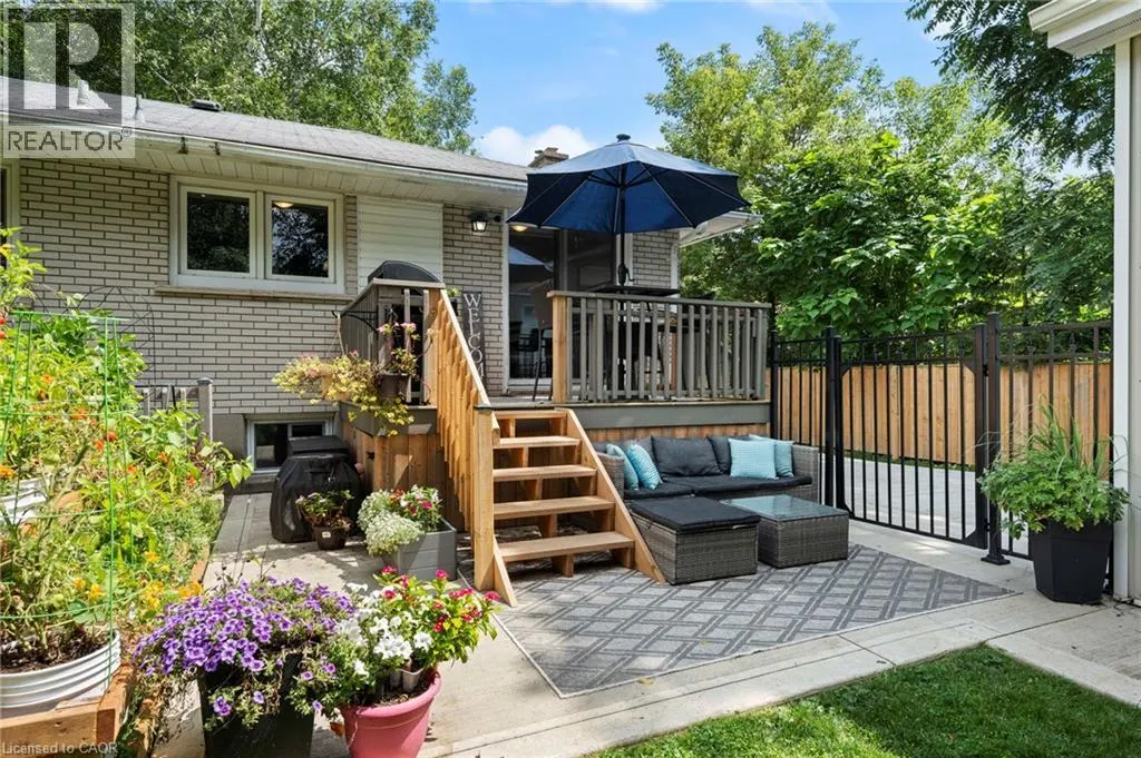 16 GIBSON Drive