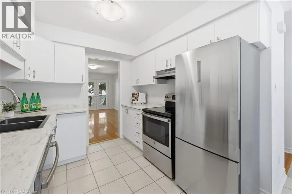 705 CUMBERLAND Avenue Unit# 11 #11