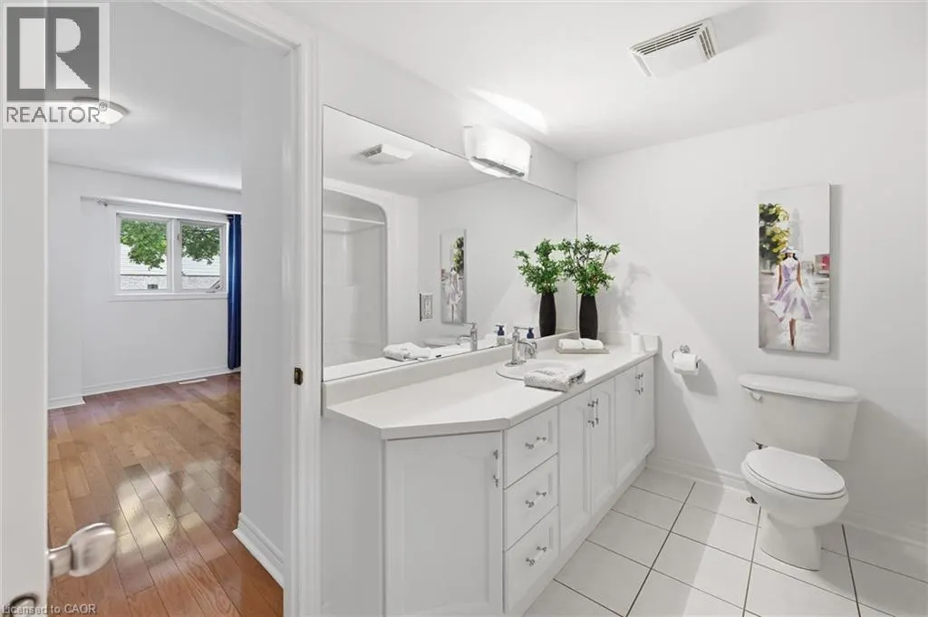 705 CUMBERLAND Avenue Unit# 11 #11