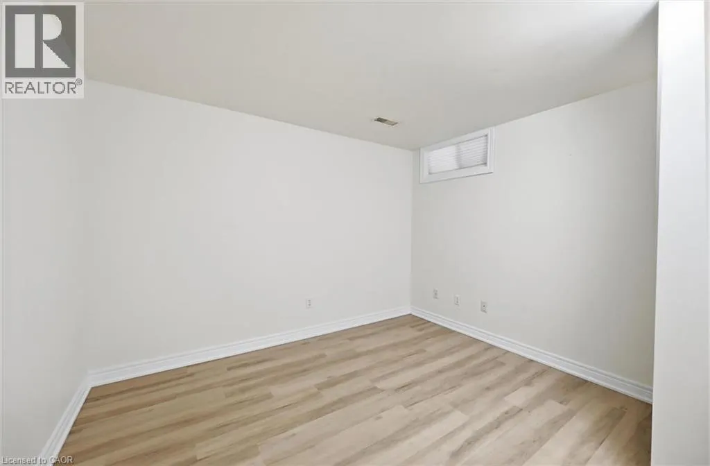 705 CUMBERLAND Avenue Unit# 11 #11