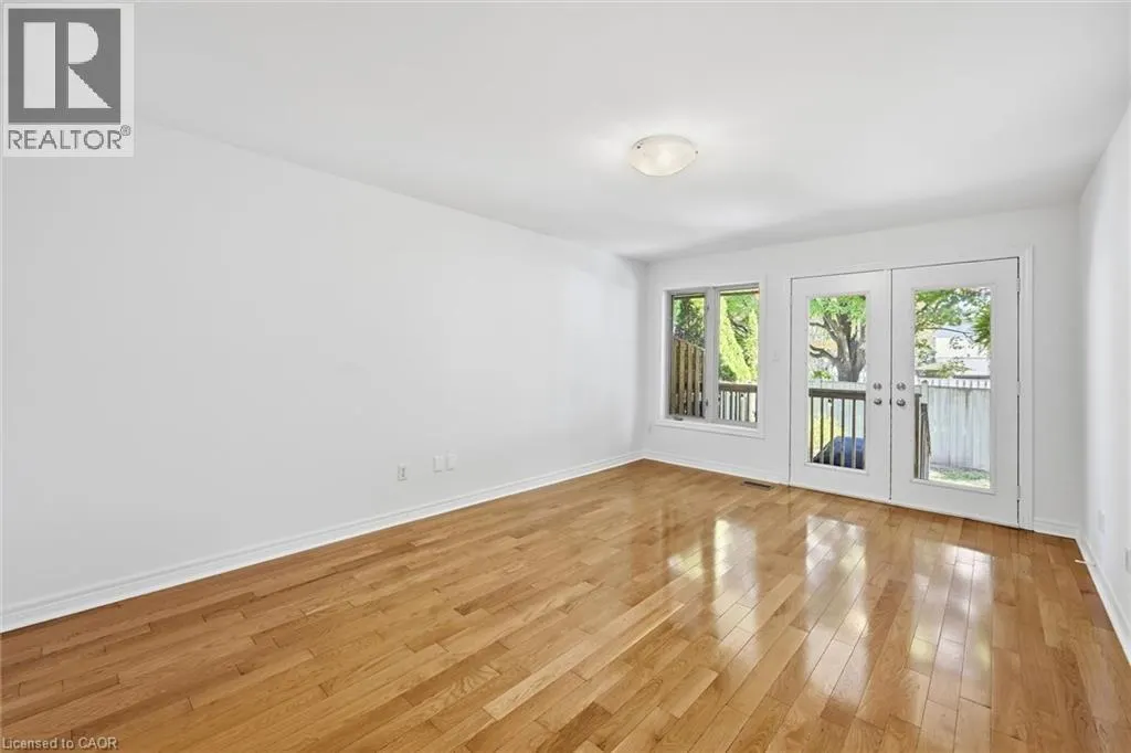 705 CUMBERLAND Avenue Unit# 11 #11